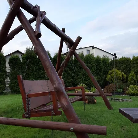Pod Sosnami Przeciszow Apartmán *