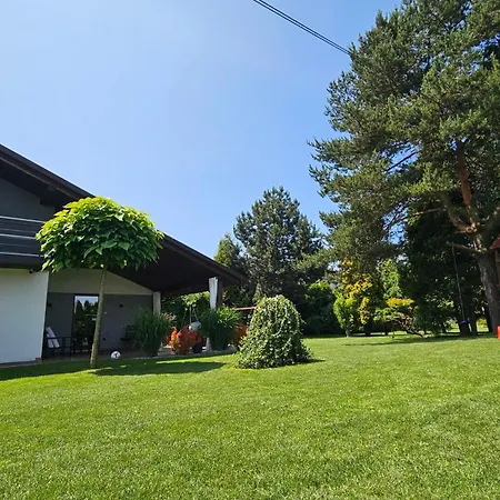 Pod Sosnami Przeciszow Apartmán Zator